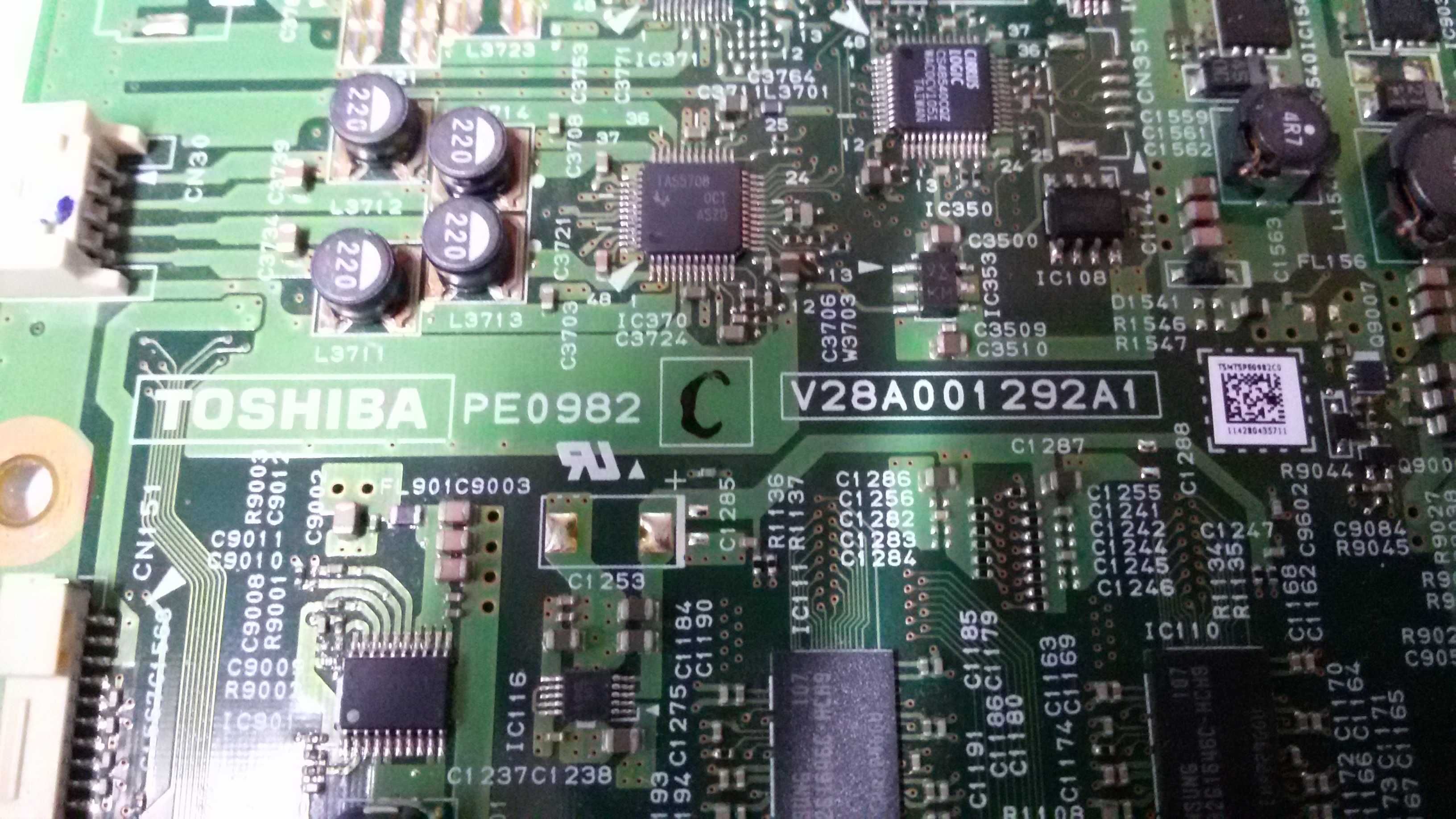 pe0982 v28a001292a1 tv toshiba 37ul863