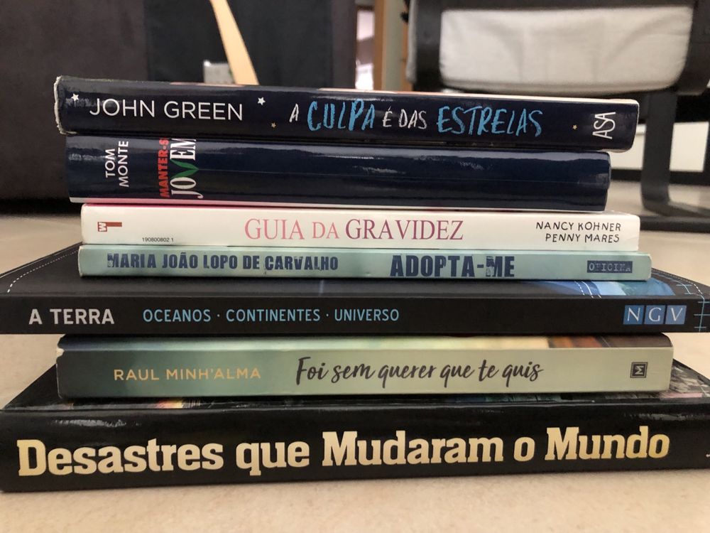 Vários livros como novos