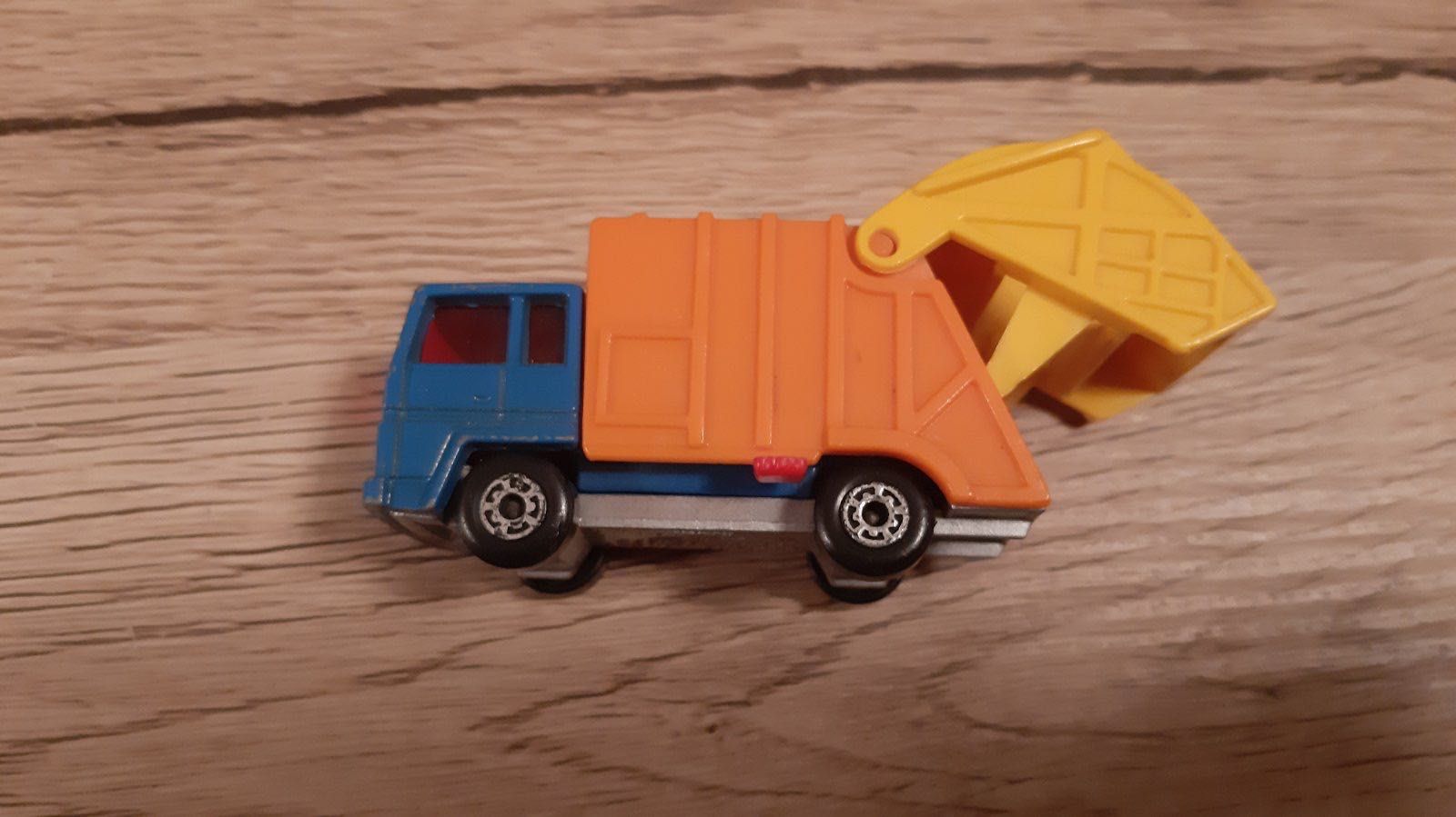 Śmieciarka Refuse Truck Matchbox 1979r