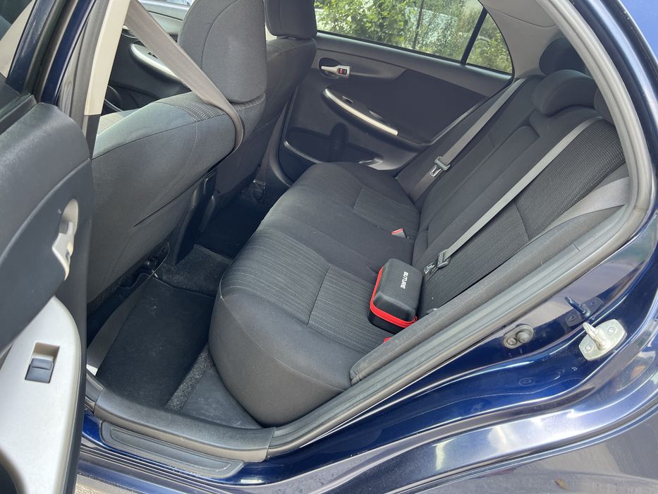 Тойота корола 1.6 автомат