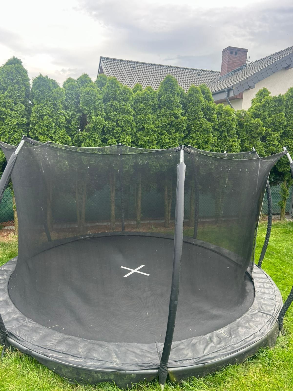 Trampolina naziemna