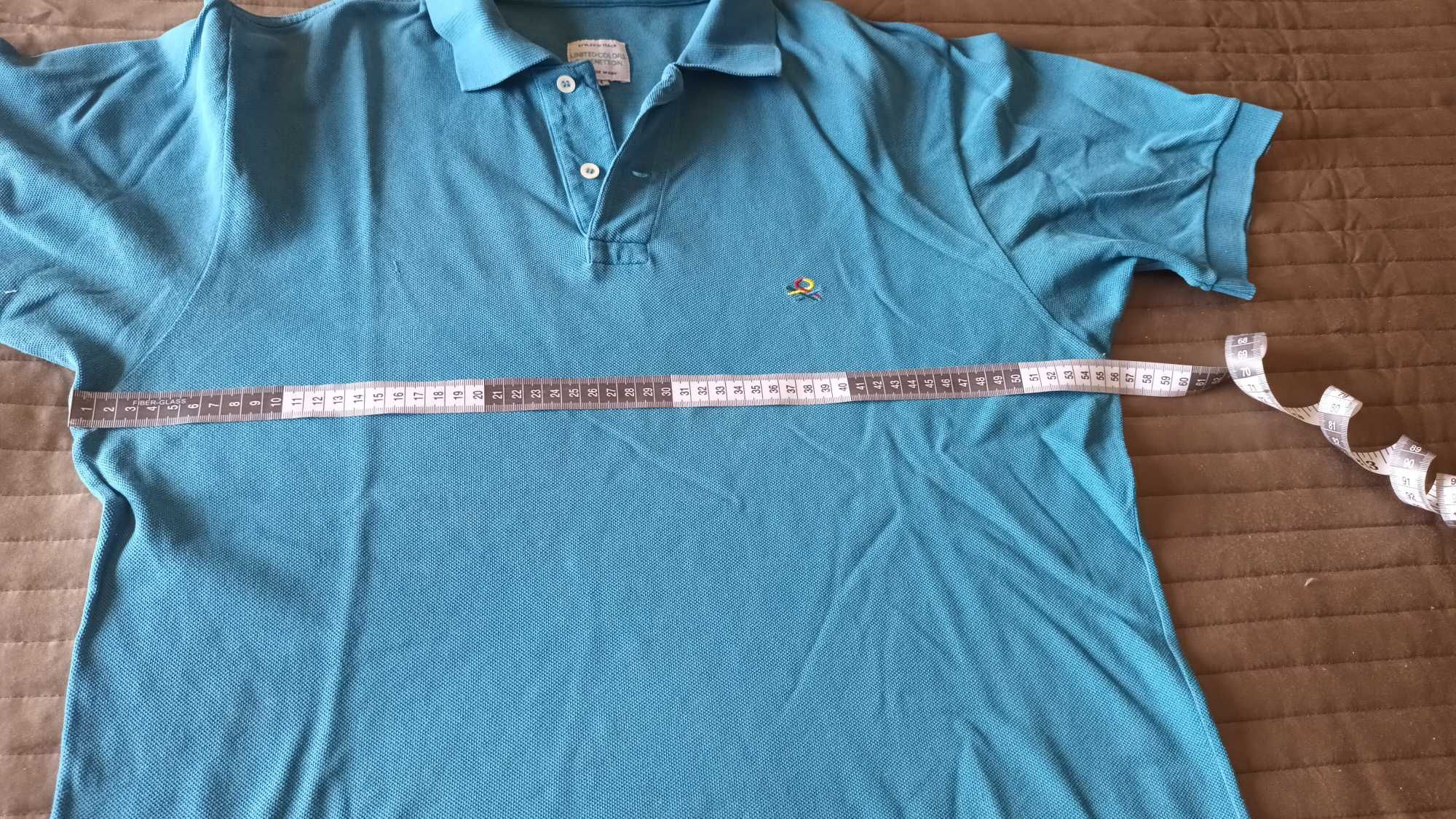 Polo azul da Benetton