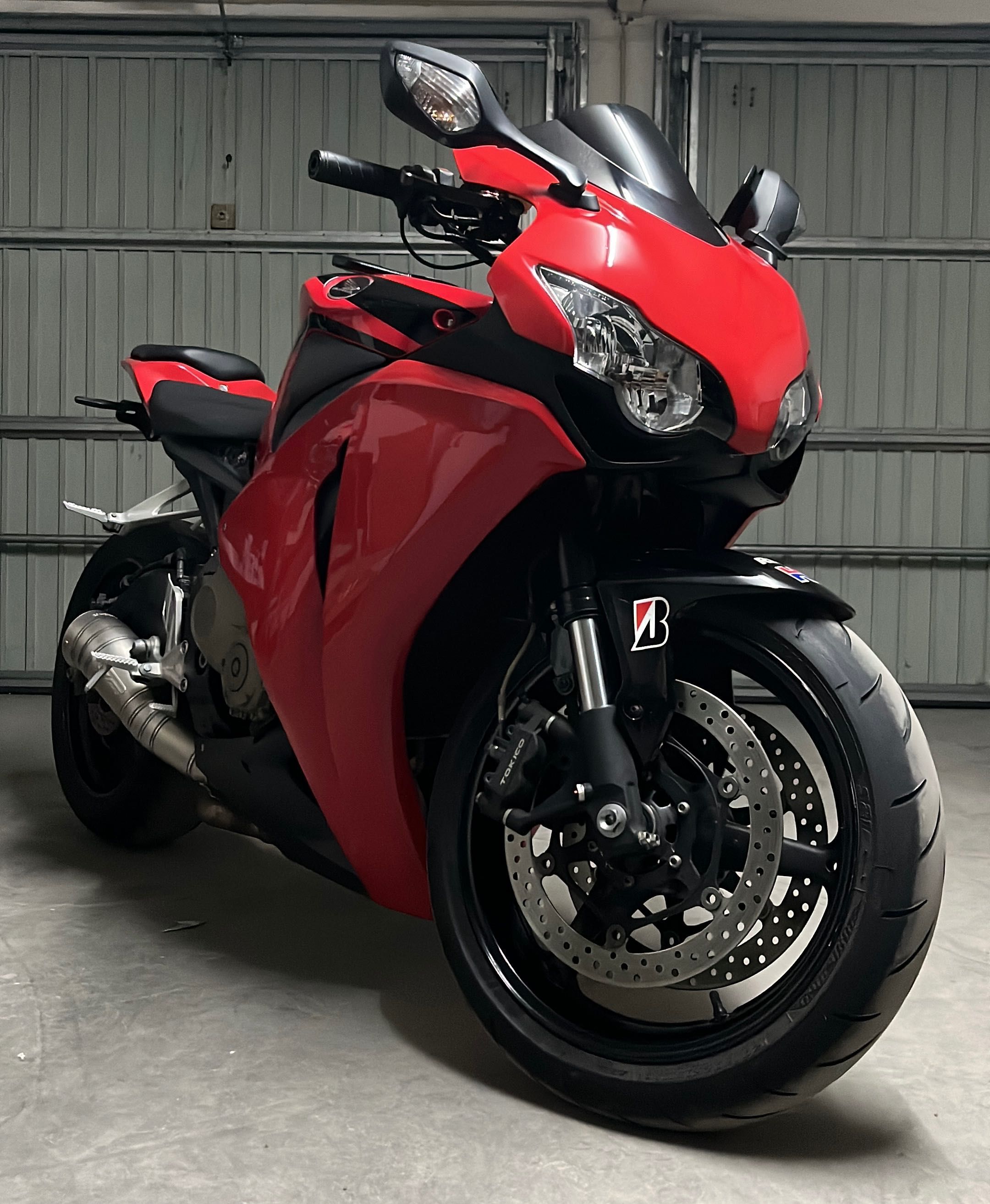 Honda CBR1000RR Feierblade Impecável