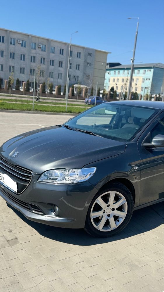 Peugeot 301 2013