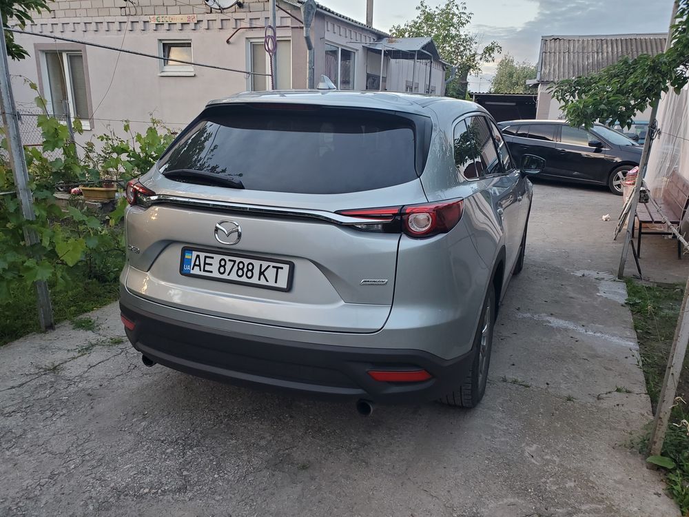 Продам чудовий автомобіль Mazda CX-9