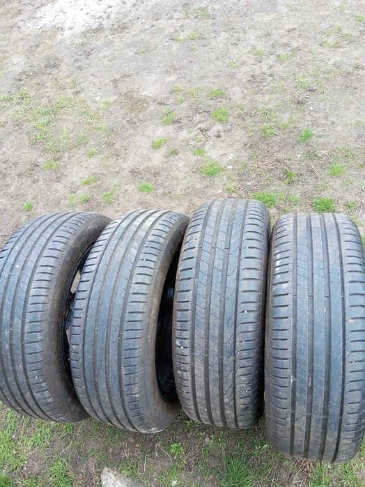 Продам шини Pirelli Centurato P7