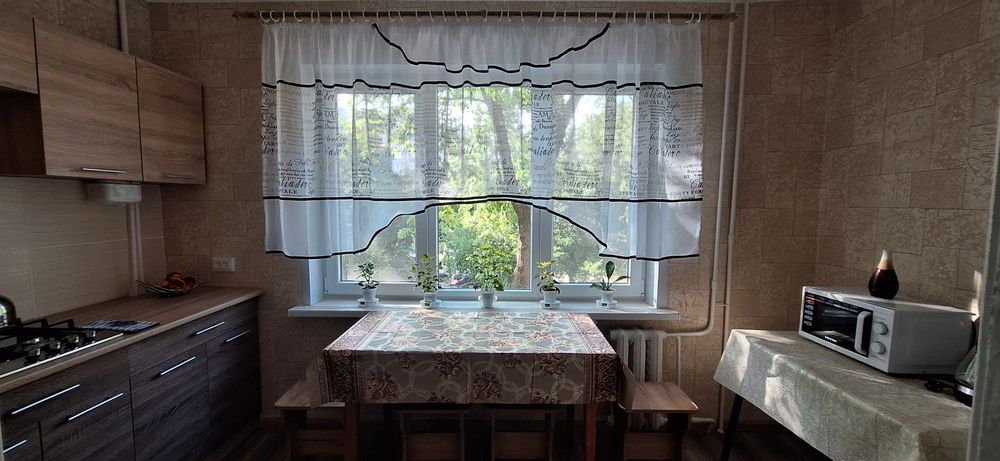 Трехкомнатная кв-ра,9-я больница,Правый,БородинскийПравыйберег.