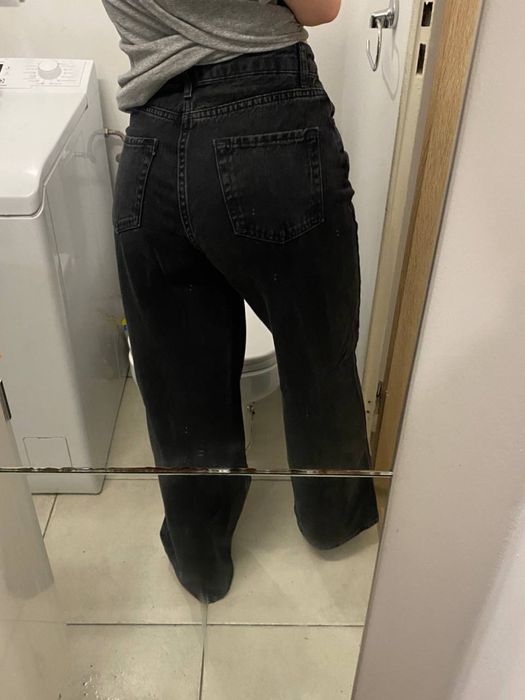 Джинси чорного кольору