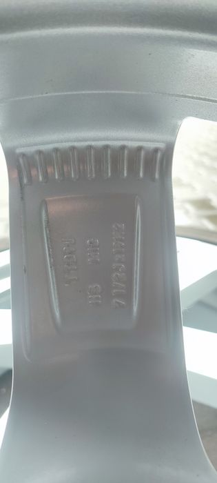 Koła DEZENT 19 5x108 ET45 235/45/R19 Ford/Volvo/Peugeot