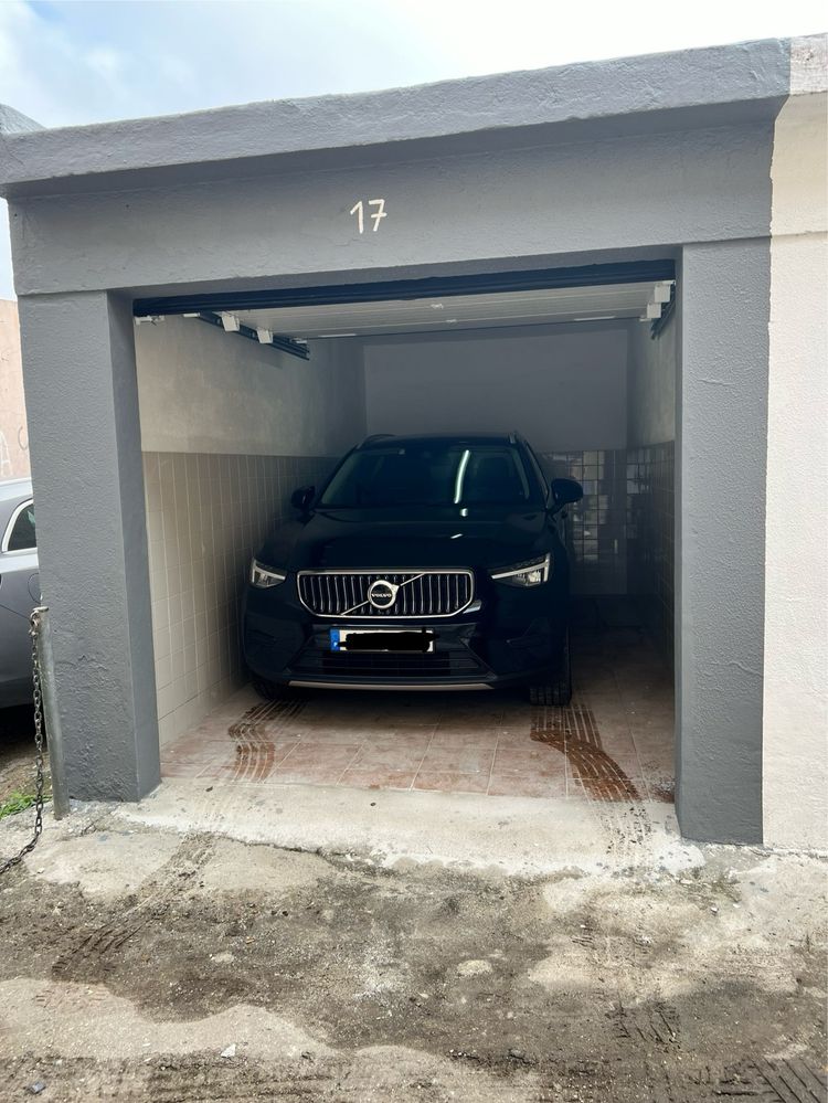 Garagem / Arrecadação / Mini Armazém / Box - FOGUETEIRO