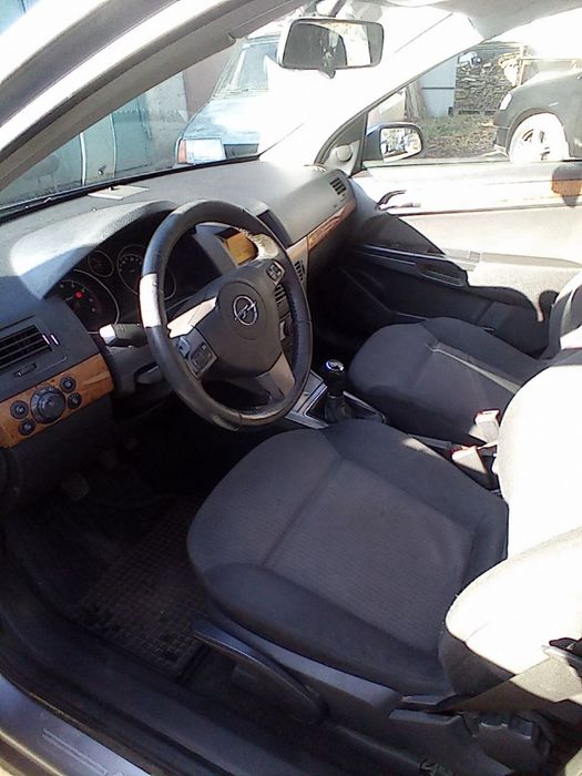 Opel Astra H 2005 (універсал)