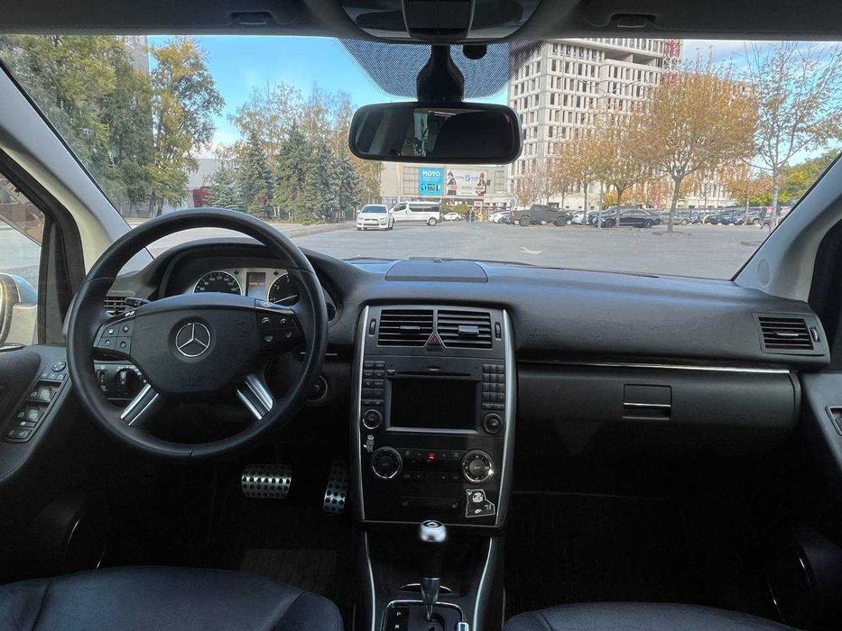 Mercedes-Benz B-Class 2010 Автомат