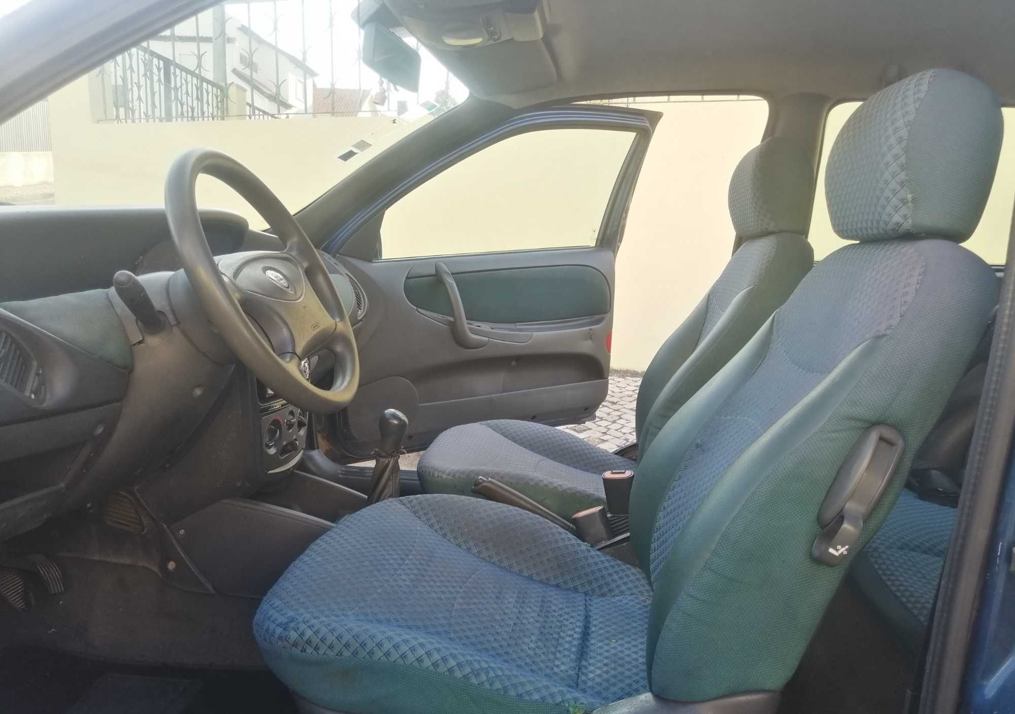 Lancia Ypsilon 1.2 motor fire