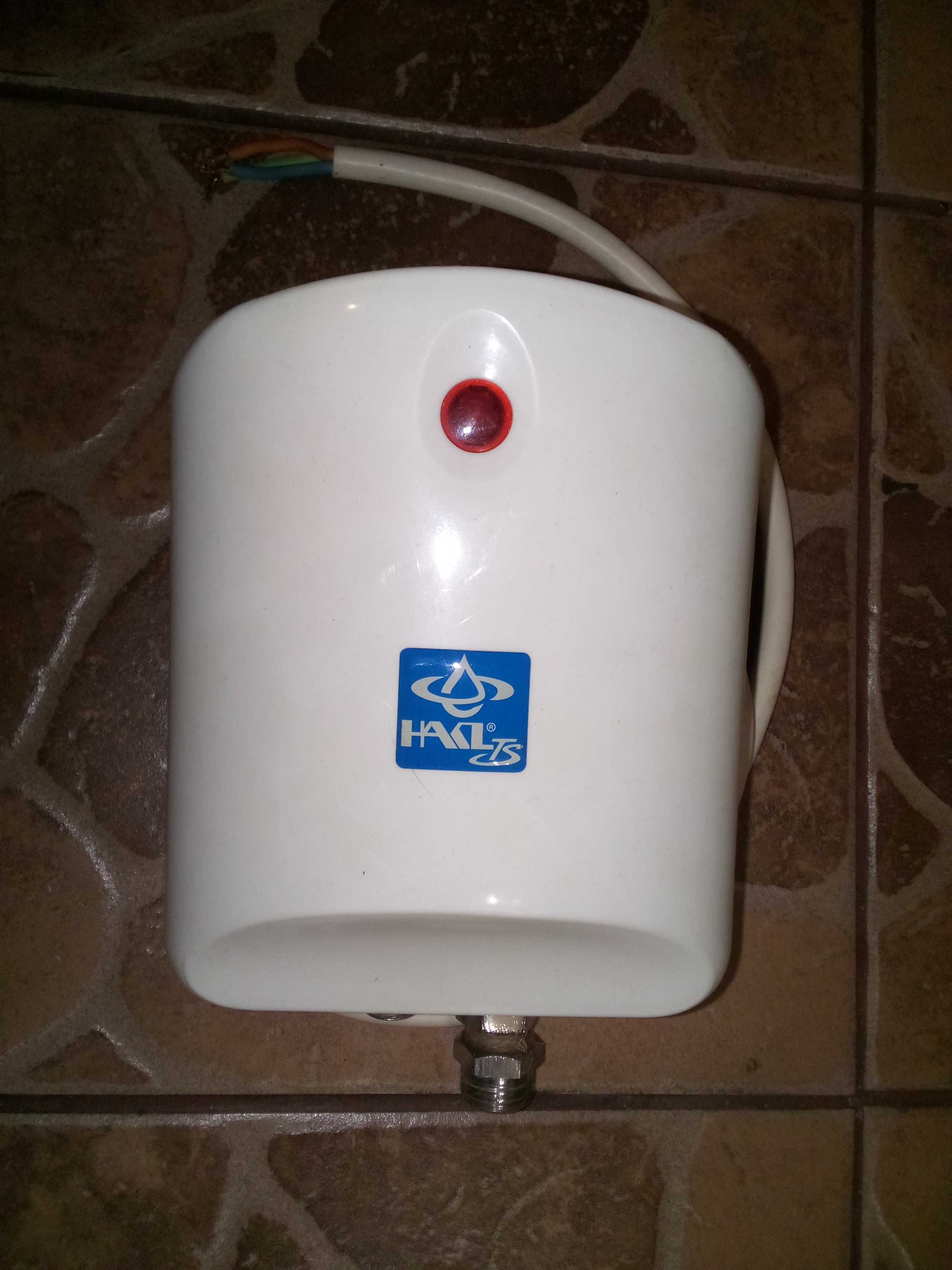 Przepływowy podgrzewacz wody 230V 4,5 kW