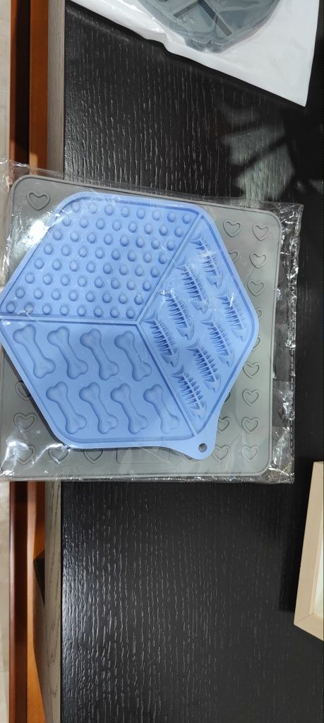 Alimentadores silicone para cães/gatos