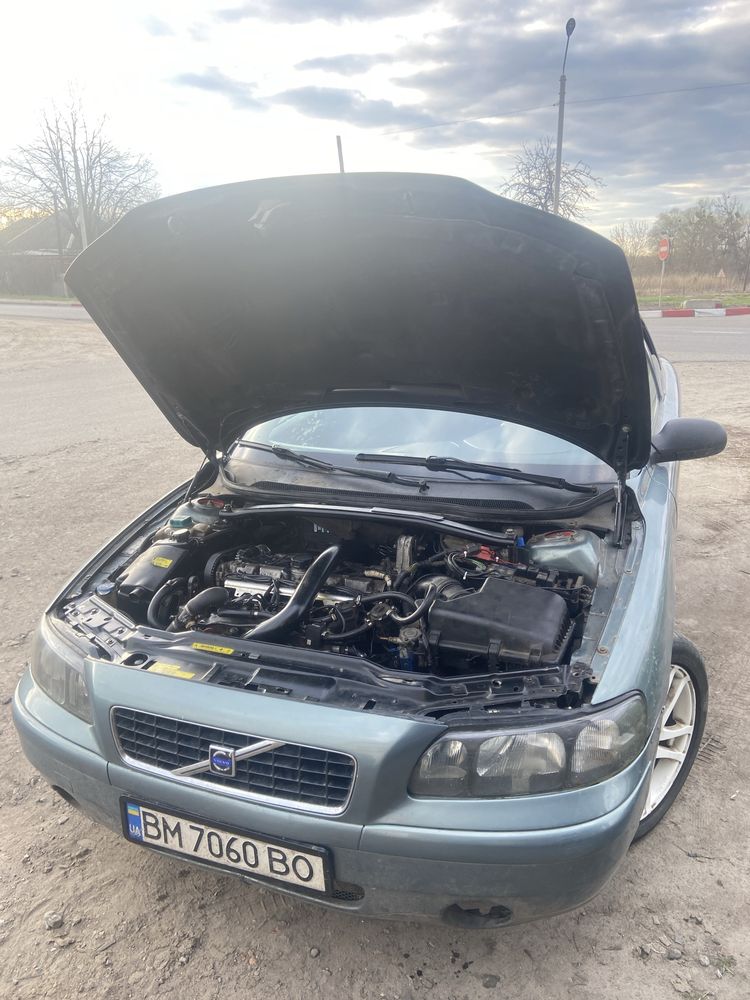 Продам вольво с 60 2001 года