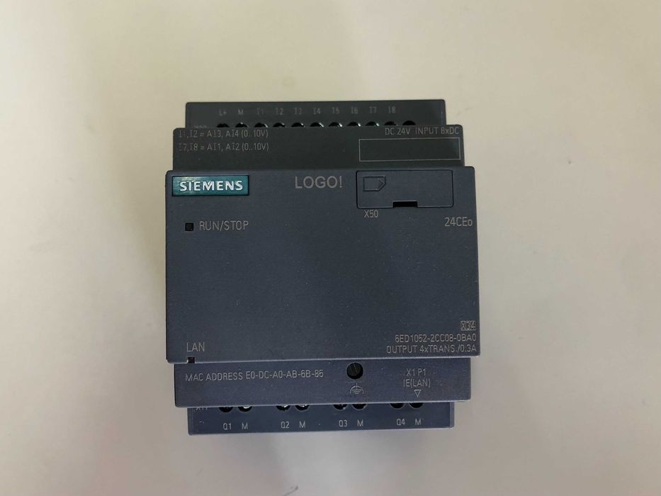 Siemens LOGO logic module c/ porta Ethernet