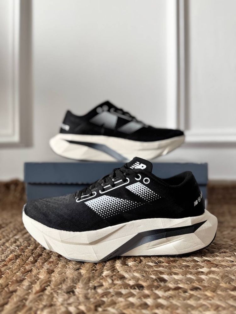 Кросівки чоловічі New Balance на літо