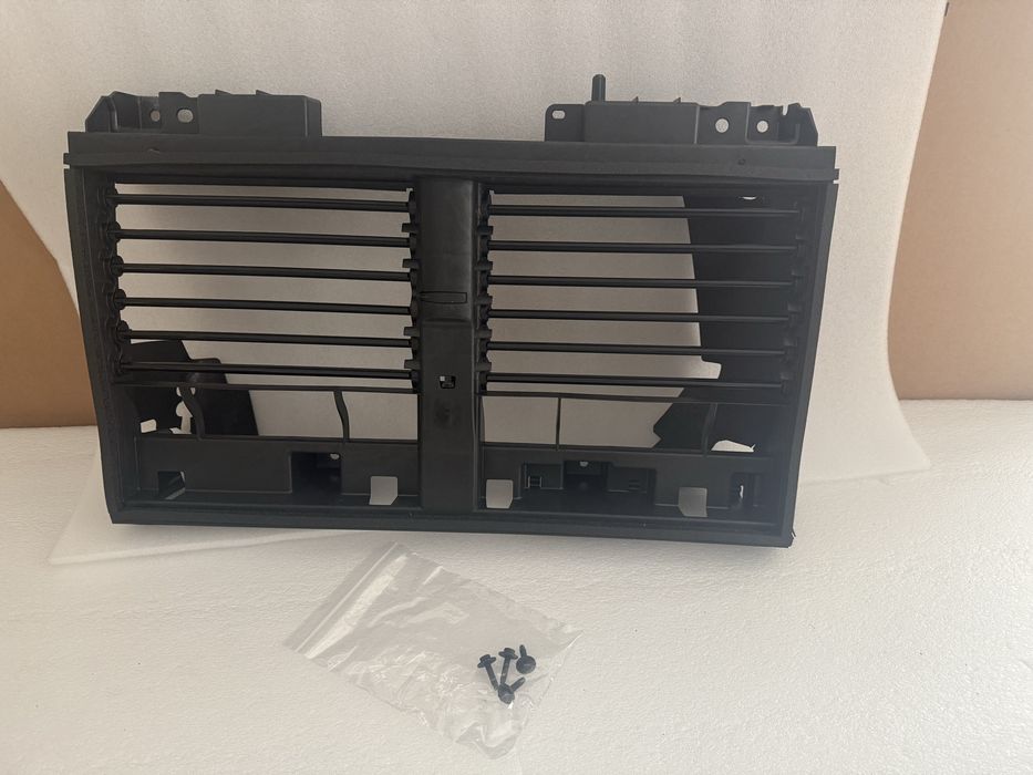 Dodge RAM 1500 V Roleta aktywna Atrapa Żaluzja z silnikiem 19-24 MOPAR