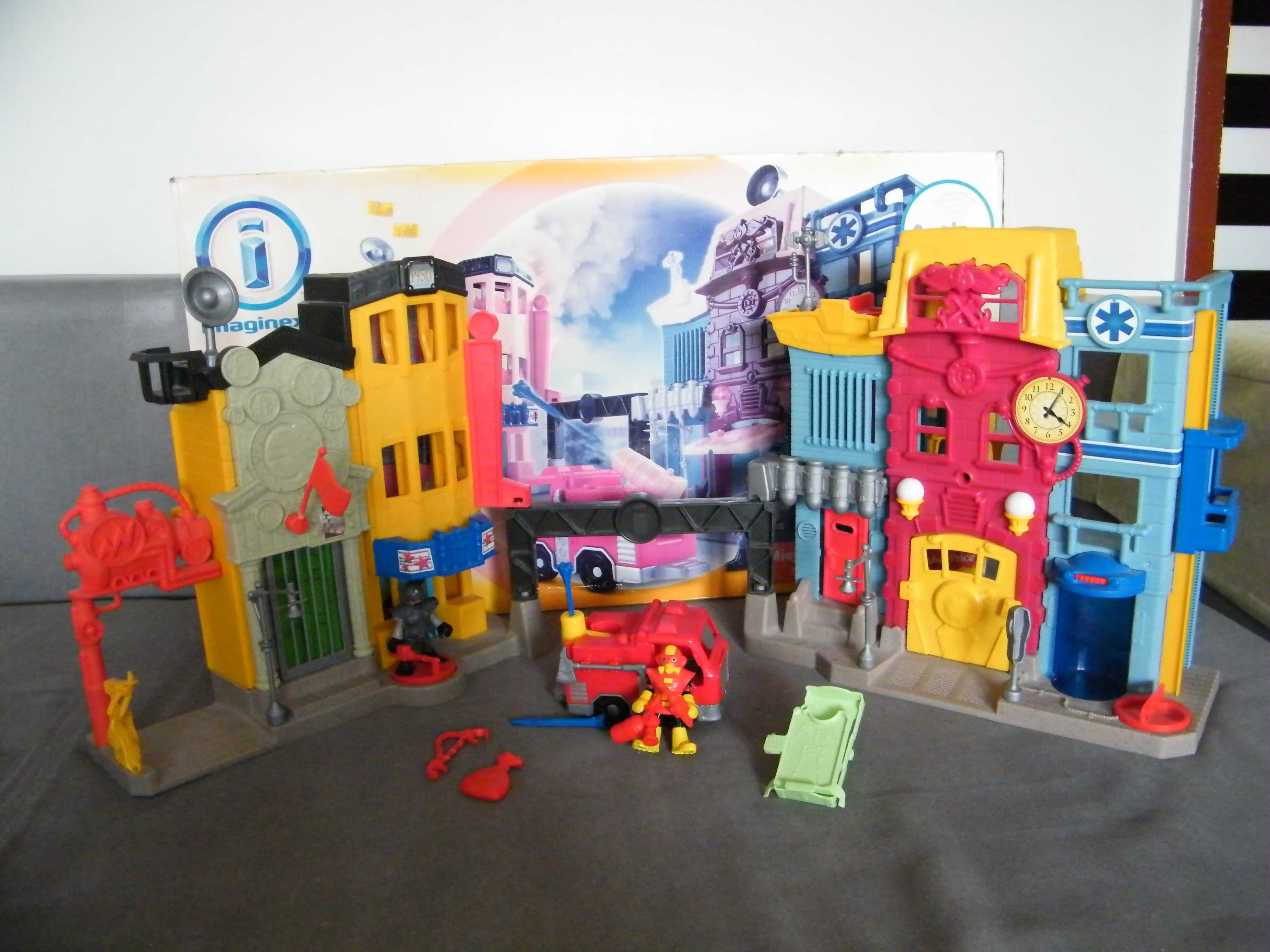 IMAGINEXT Miejskie Centrum Ratunkowe Fisher Price