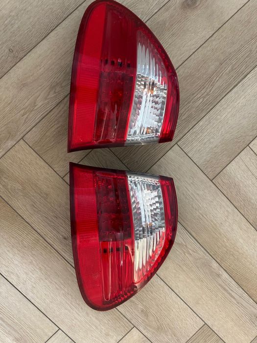 Mercedes W211 lampy tył lewa prawa led Combi