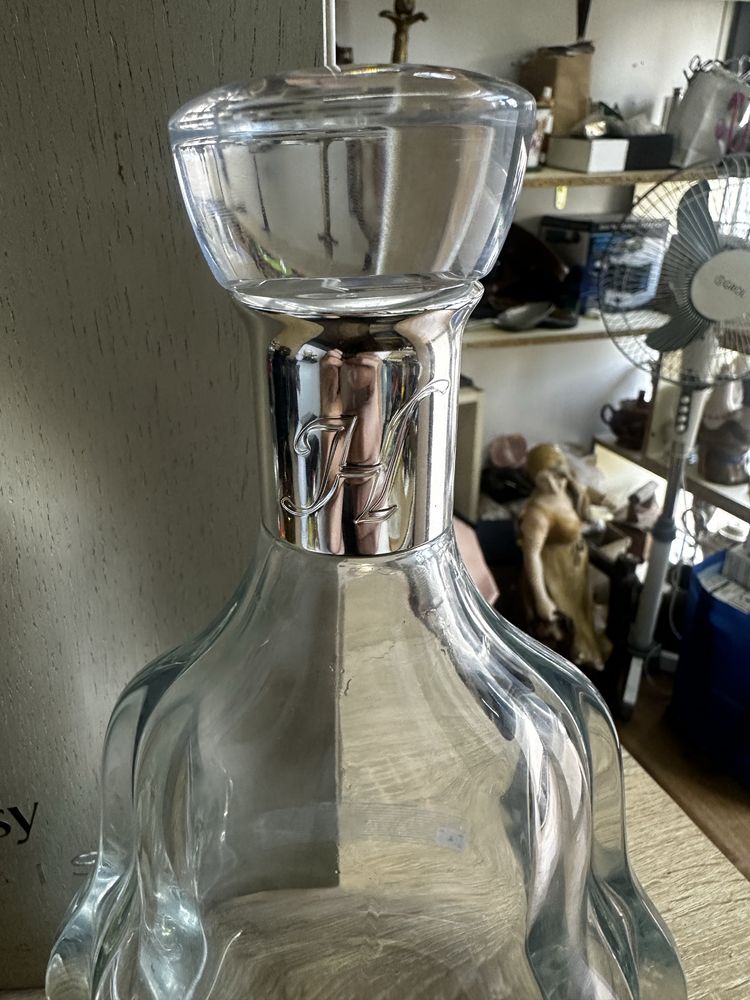 Hennessy Paradis бутылка с коробкой