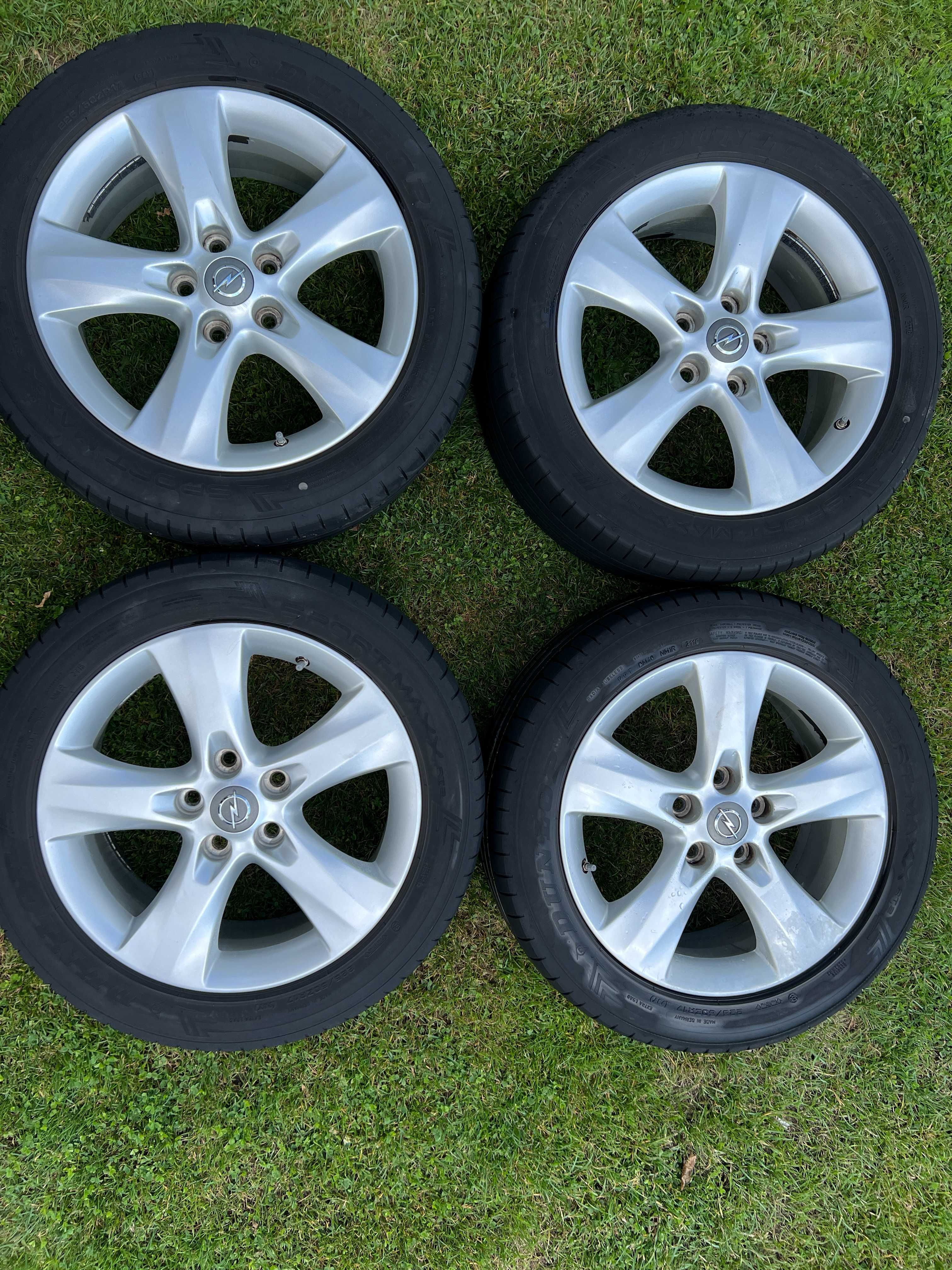 Koła  aluminiowe Opel ASTRA J ZAFIRA C 17" 5x115 ET 44 7j