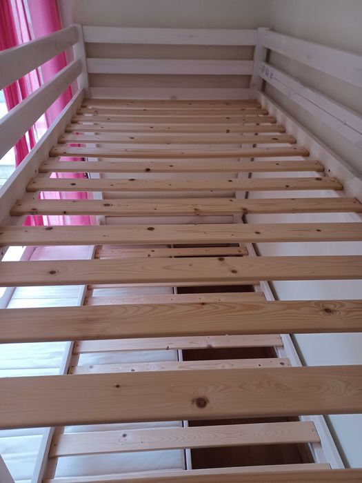 Cama beliche com 4 lugares