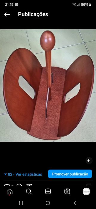 Porta-revistas em madeira