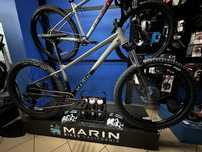 Trasy DH Lekki Dirt Jump Enduro Marin SAN QUENTIN 1 - Active Zone
