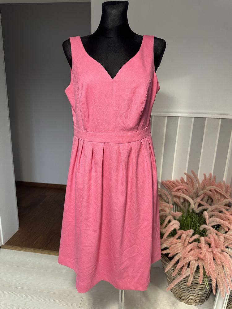 Różowa sukienka rozmiar L