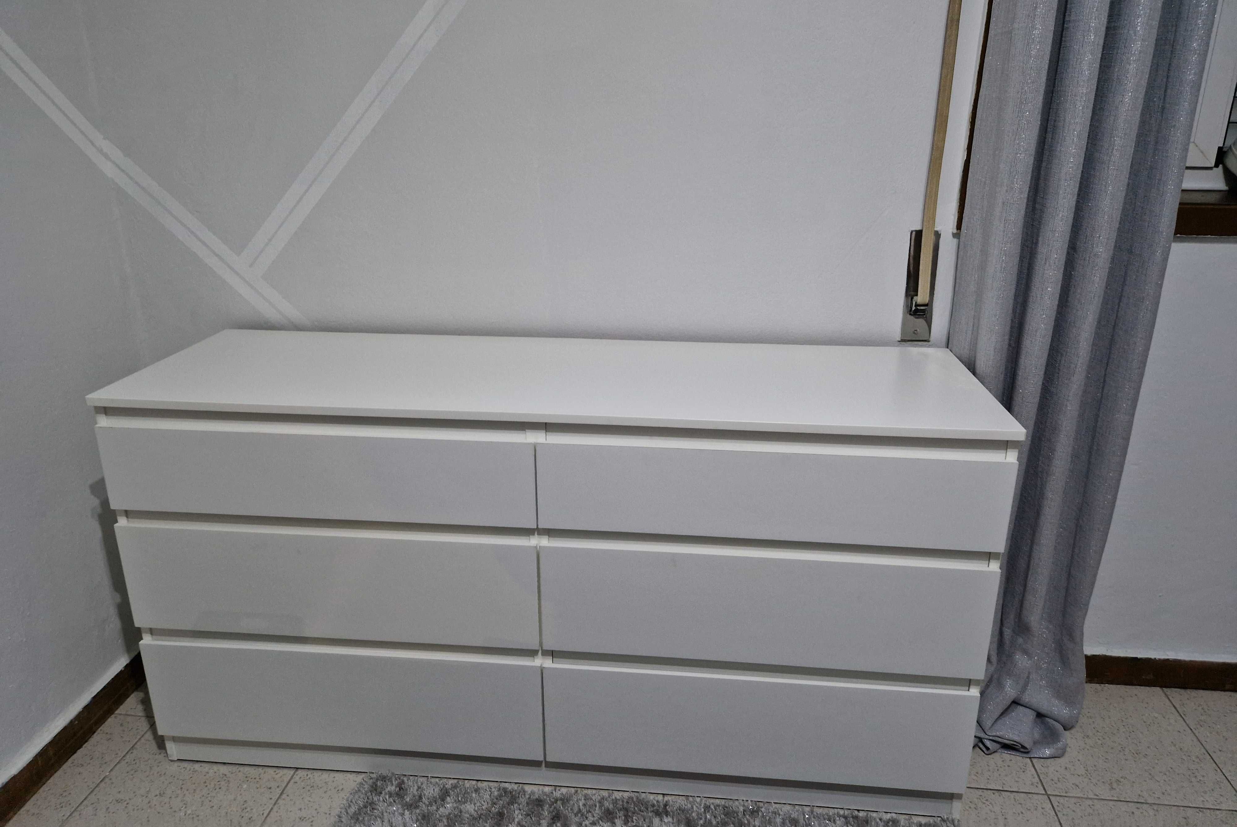 Vendo comoda c / 6 gavetas, branco 140×72cm como nova