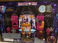 Lalka Monster High Sala Dyskotekowa + Spectra Vondergeist  Y7720 dla p
