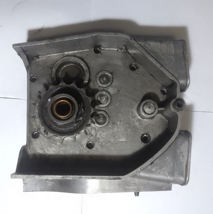 Мотор Иж планета 4/картер з колінвалом