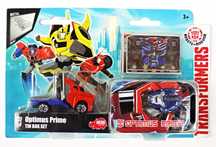 Autko resorak Optimus Prime Transformers w blaszanym pudełku