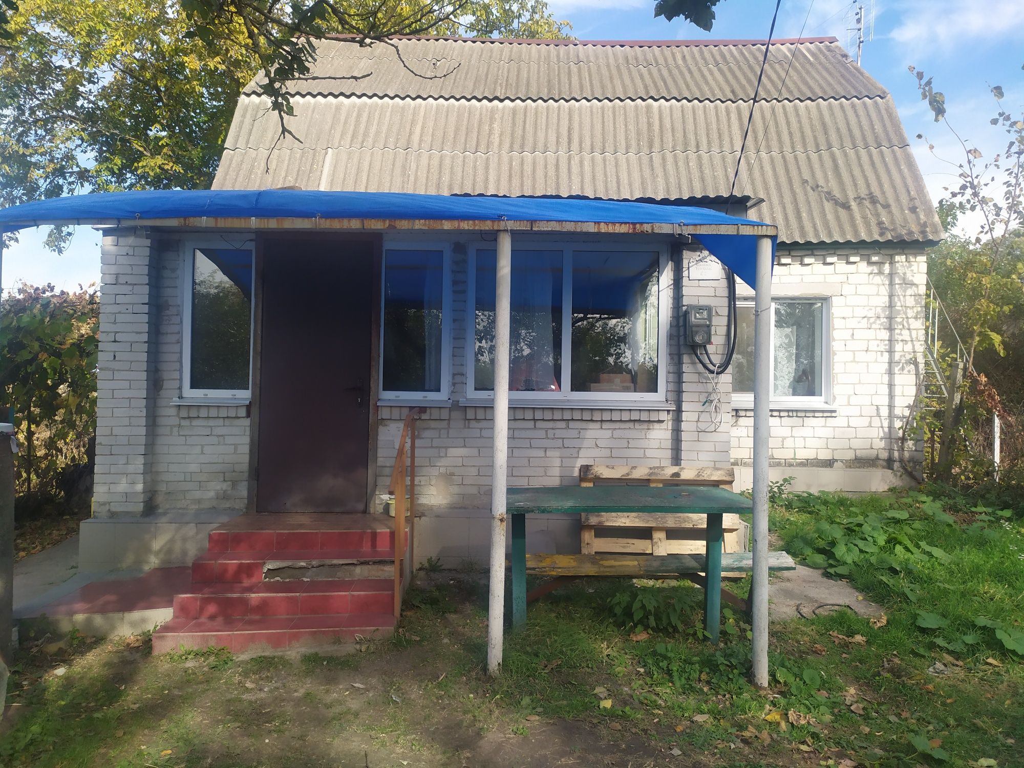 Продається цегляний будинок в селі Лехнівка