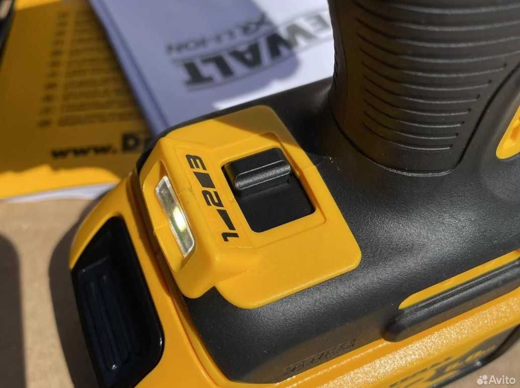 Гайковерт ударный Dewalt DCF899P2 аккумуляторный