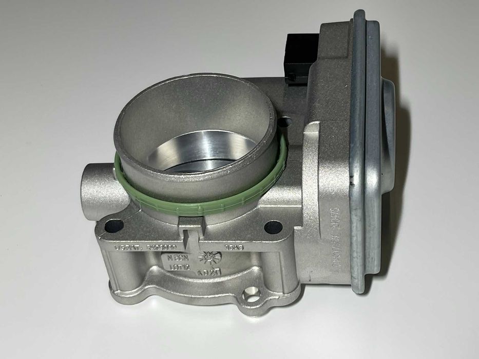 Дросельна заслонка 4891735AC Market OEM НОВА! Chrysler/Dodge/Jeep 2.4