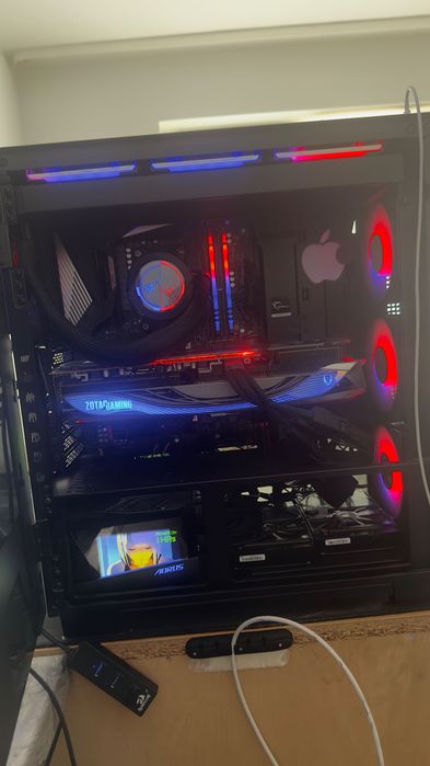 Komputer gamingowy RTX 4090 Ryzen 7 5800X3D 64GB ram 2TB SSD