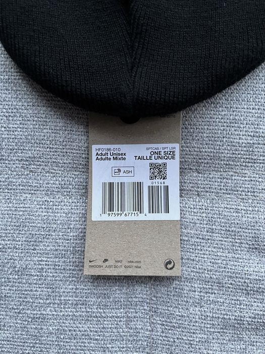 Оригінал Nike Utility Peak Swoosh Beanie Шапка Нова Зимова (HF0186)