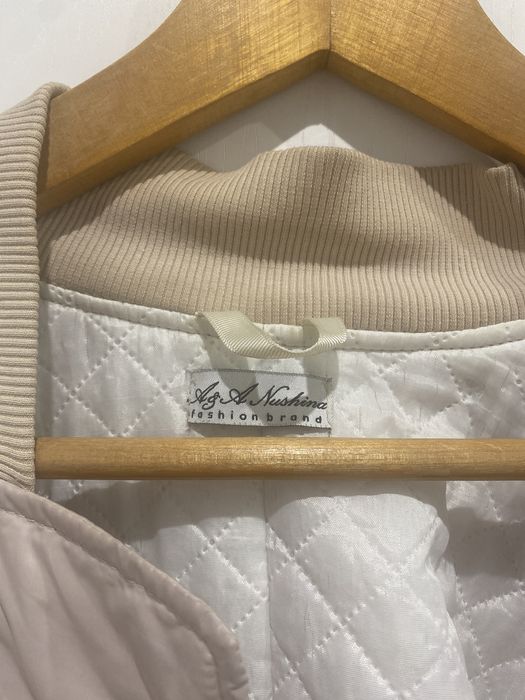 Бомбер жіночий від Nushina