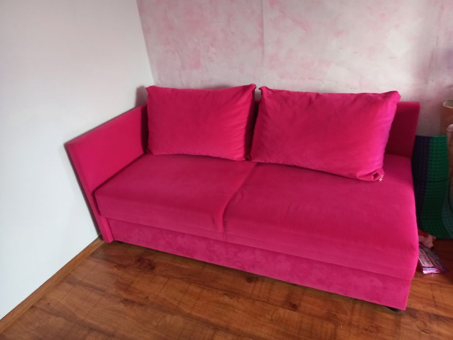 Pilnie sprzedam łóżko dla dziewczynki