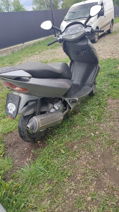 Апрєлія Леонардо