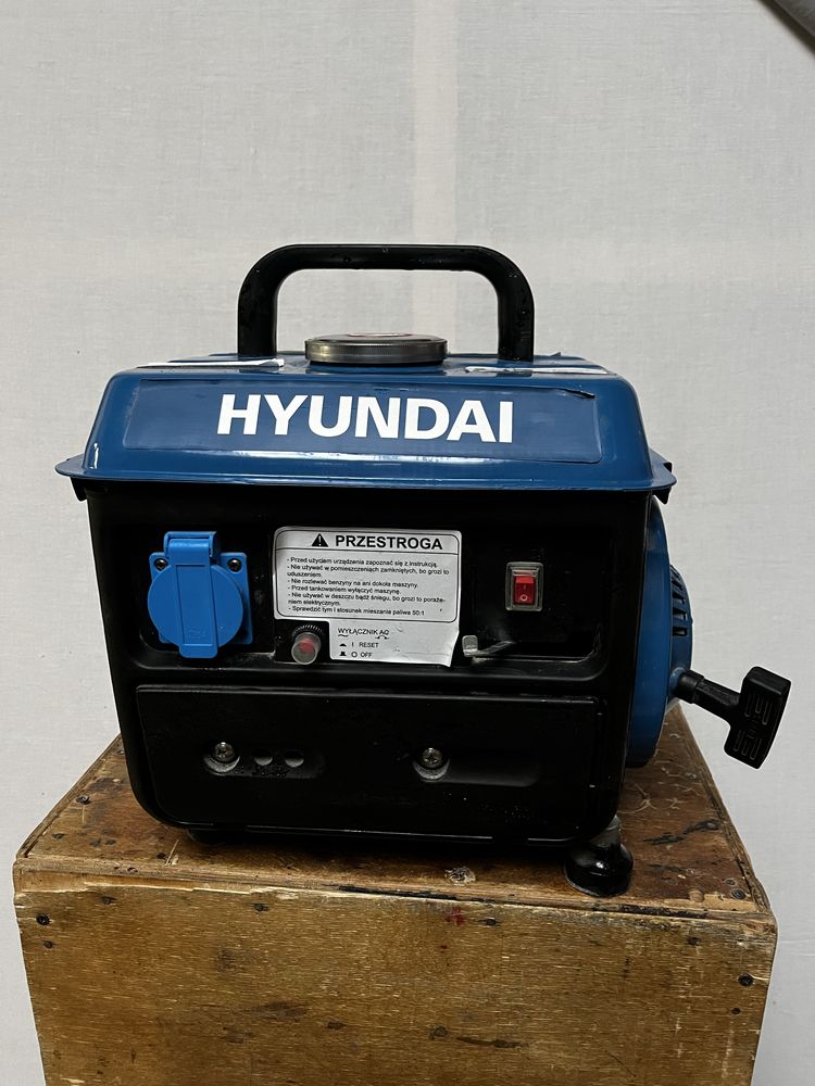 Генератор бензиновий HYUNDAI HG 800-PL