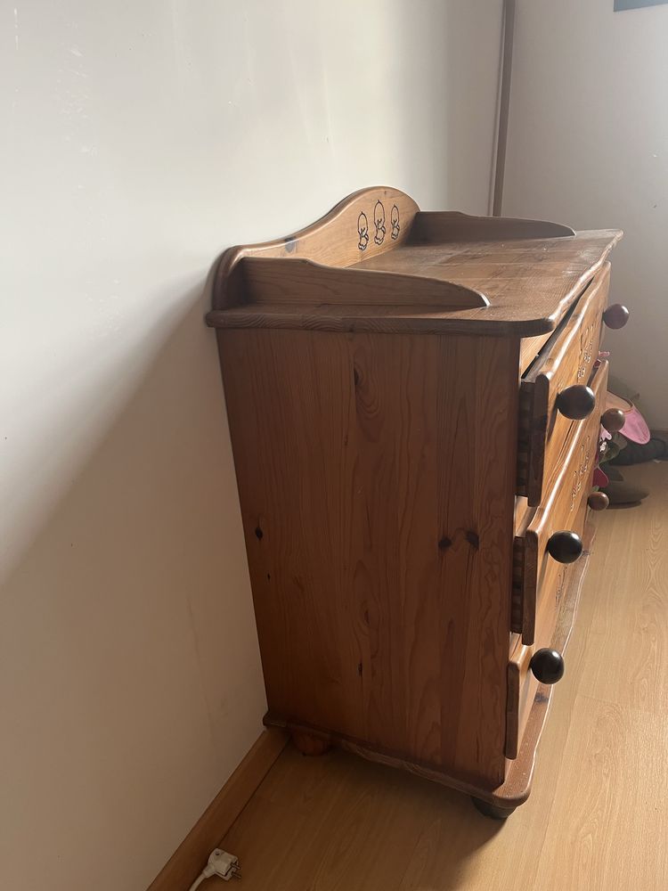 Cómoda para quarto de criança