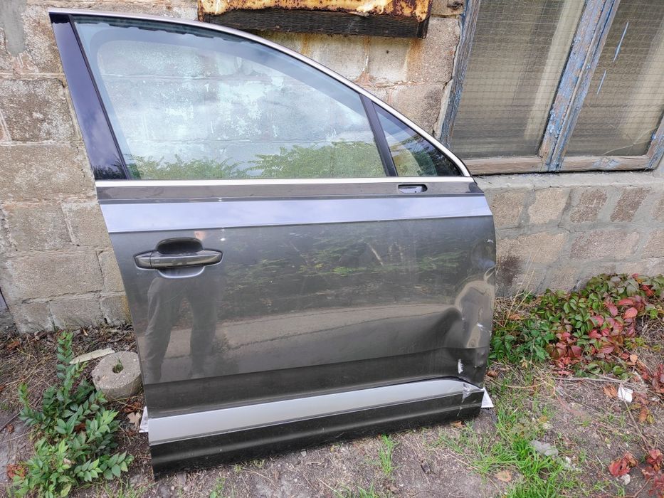 Дверь передня правая Audi q7 4m 2018г