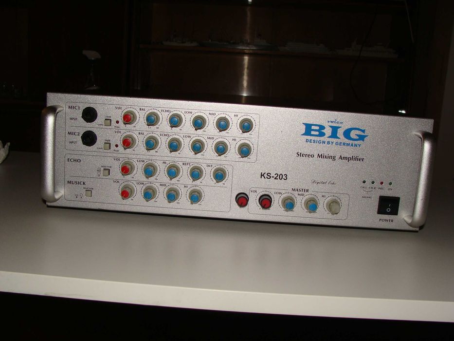 Активний мікшерний пульт BIG KS203