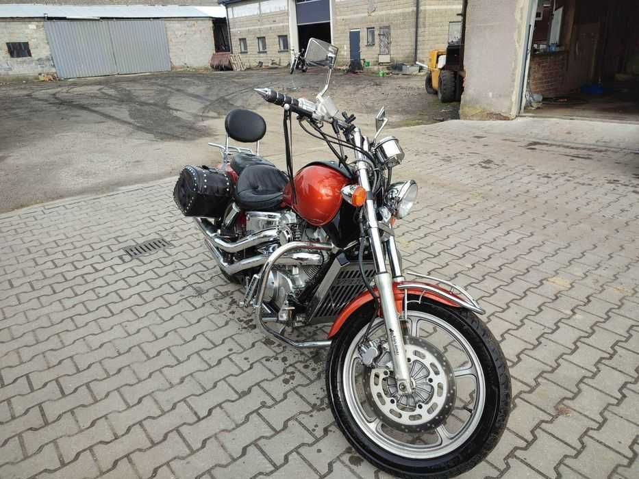 Chopper HONDA SHADOW VT 1100