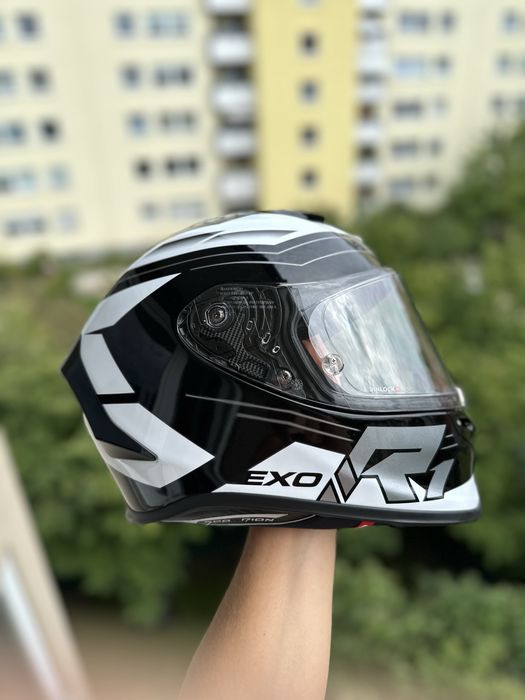 Scorpion Exo R1 S мотошолом agv shoei nolan shark