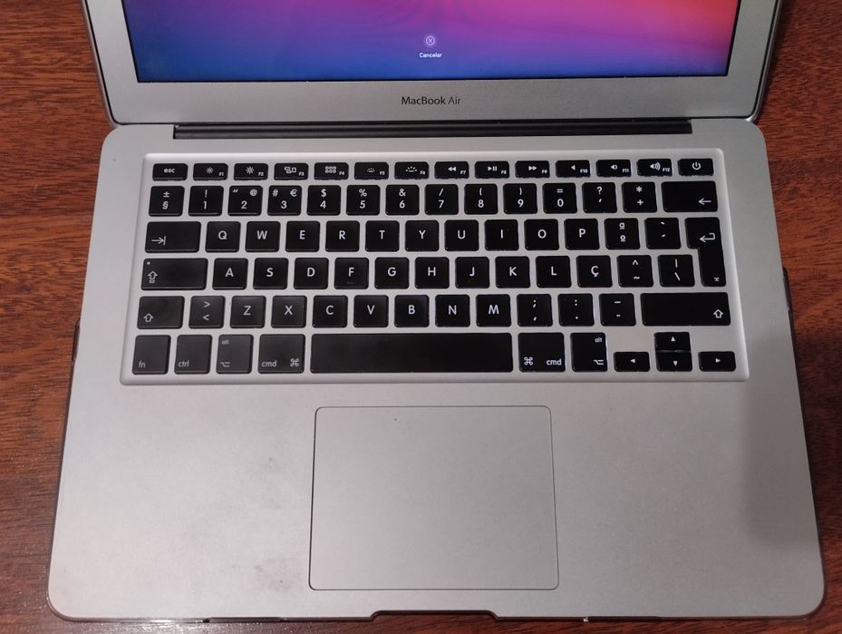 MacBook Air (13 polegadas, início de 2014)